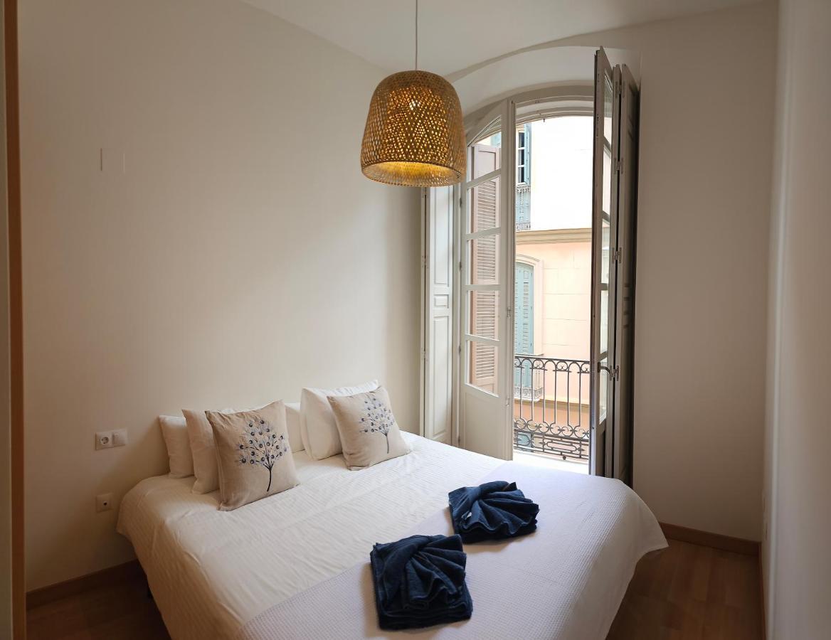 Apartamento Nino De Guevara'S Andalusian Charm: The Essence Of Malaga City Center Exterior foto